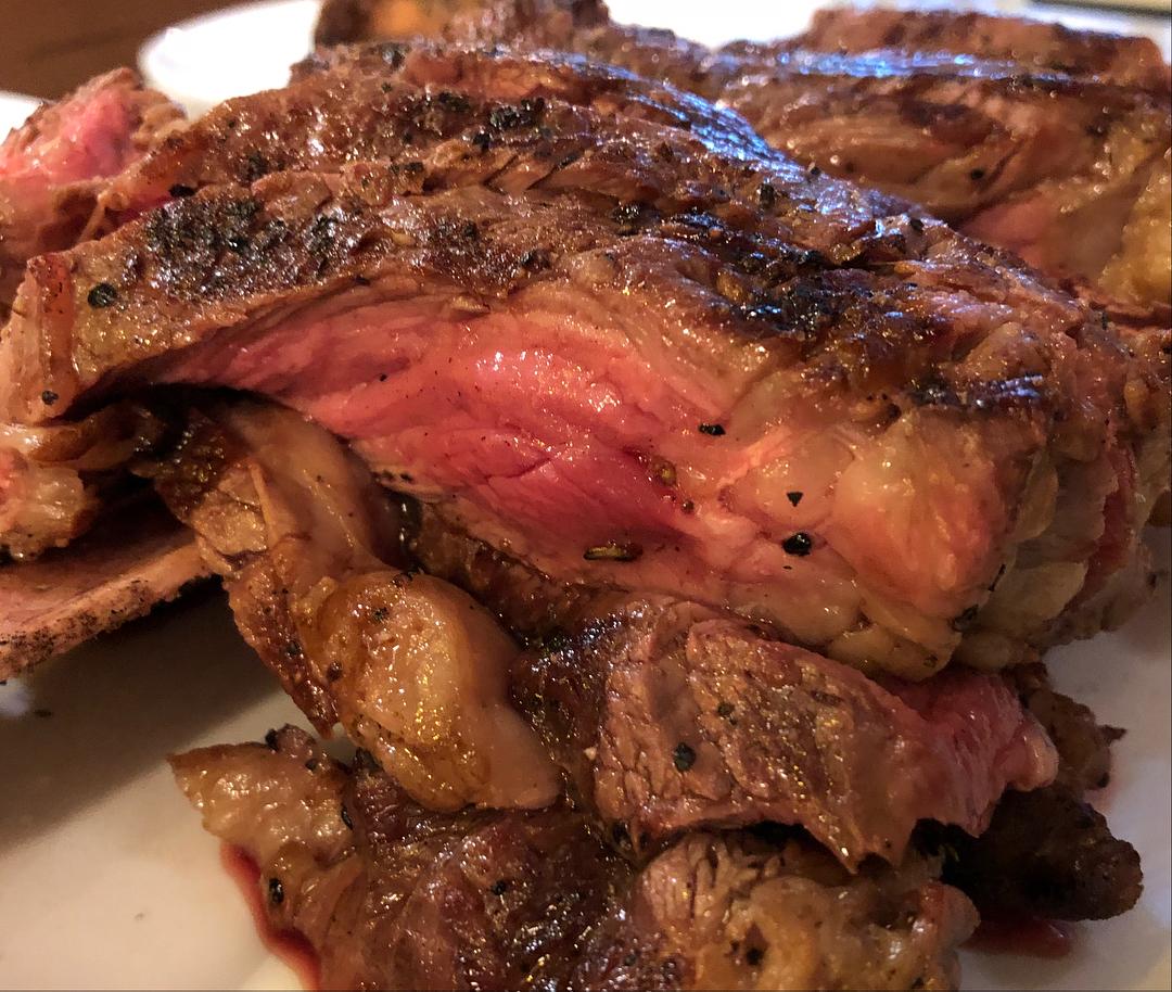 Tomahawk Steak