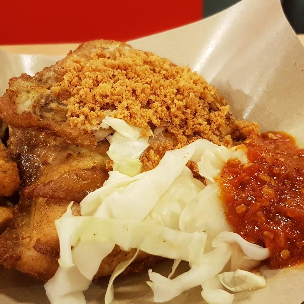 Ayam Penyet