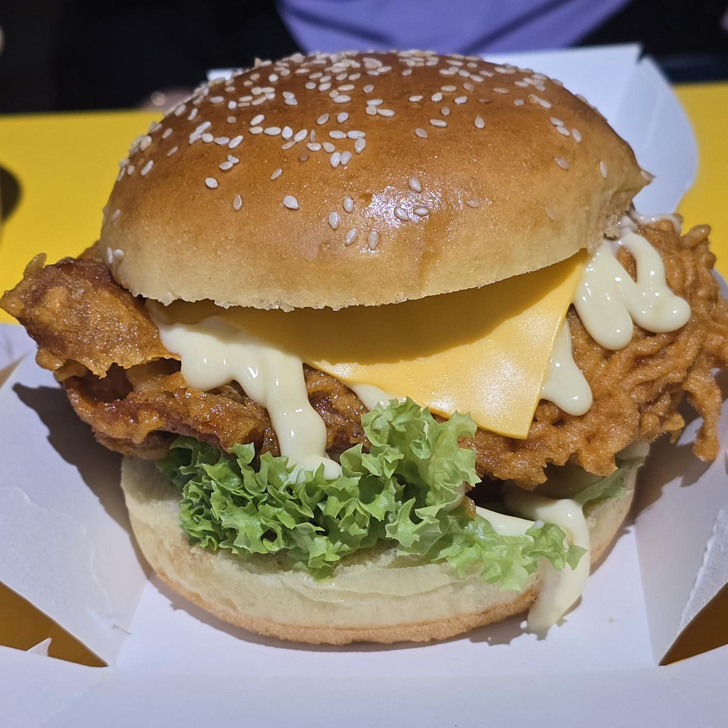 Cheezy Burger