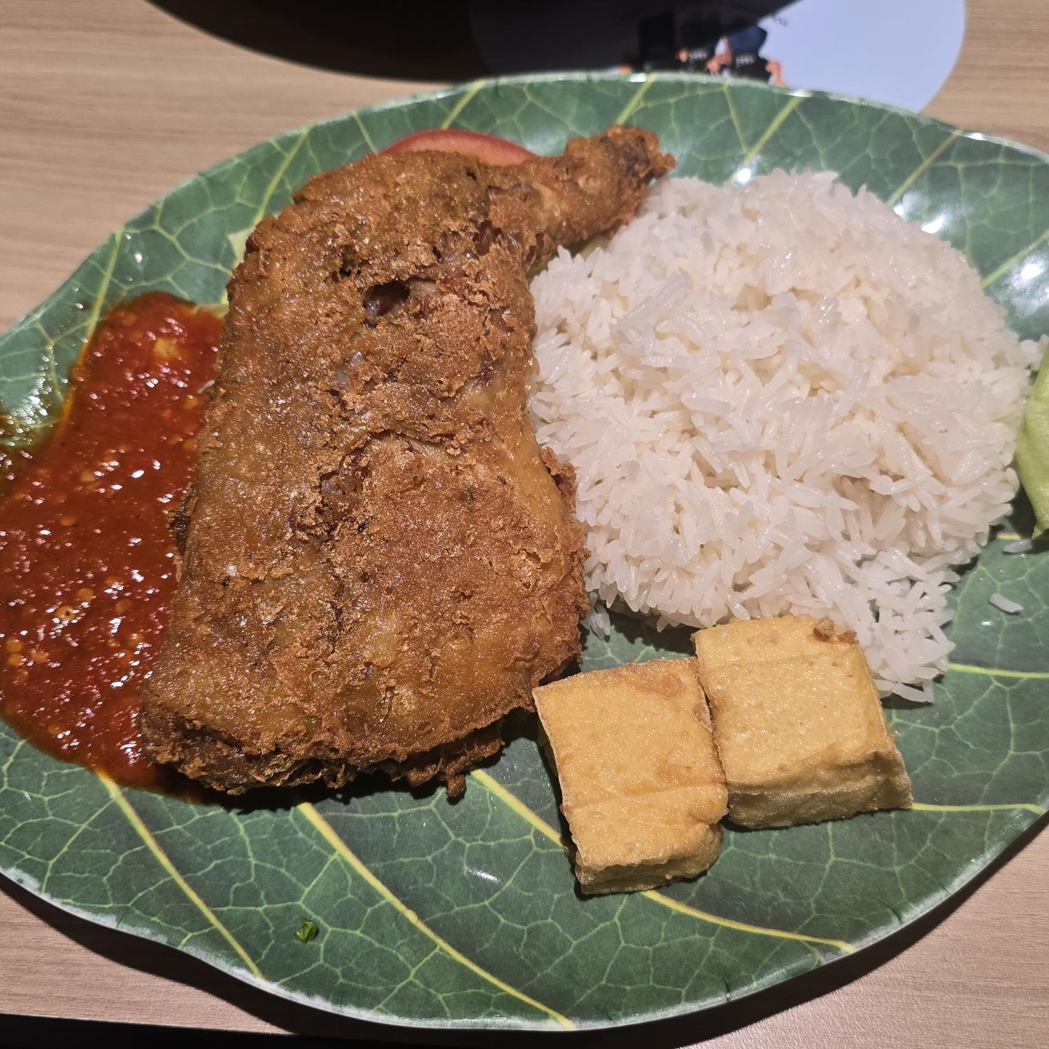 Ayam Penyet