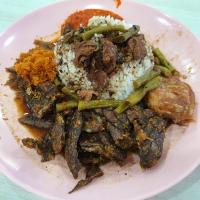 Food at Dapur Hassan