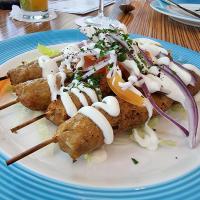 Grilled Kebab Chicken with Creamy Garlic Sauce