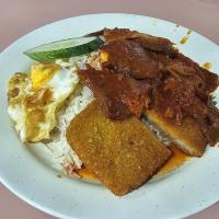 Food at Lots of Lemak