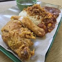 Food at Mister Grumpy Fried Chicken by Fiie's Cafe
