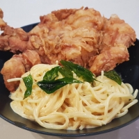 Food at Fish & Chicks