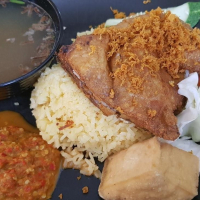 Nasi Ayam Penyet